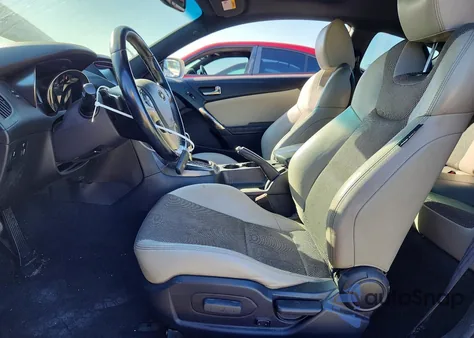 2013 Hyundai Genesis Coupe 2.0T z USA, uszkodzony, nr VIN KMHHT6KD8DU104372